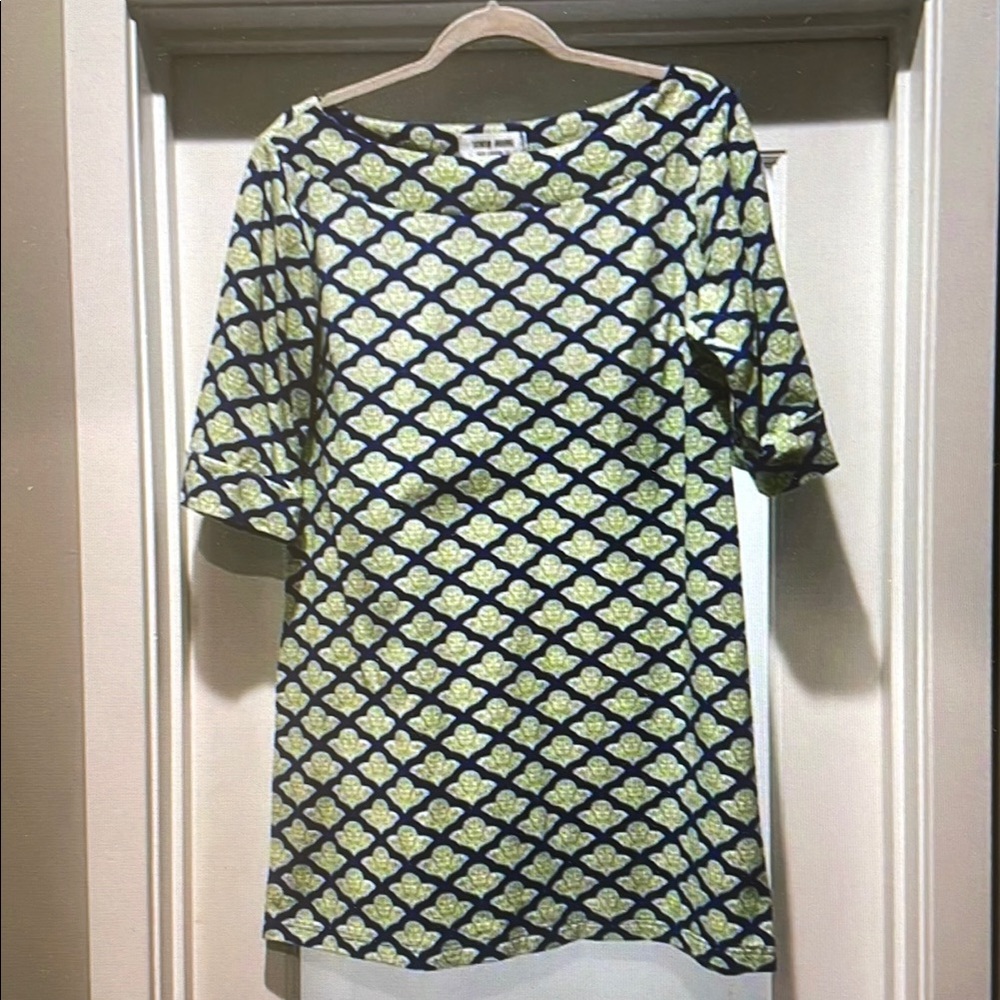 Elegant Navy and Lime Patterned Midi Dress